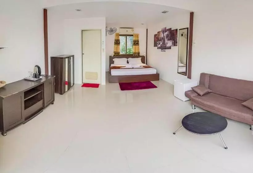 リゾートホテル The Travelers Friend Family / Studio Room