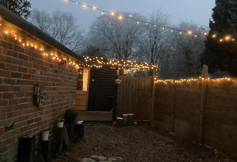 مبيت وإفطار Cabin 4