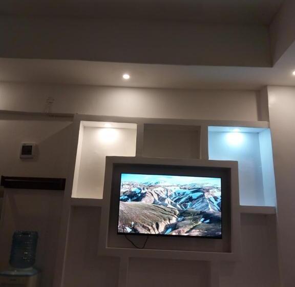 تختخواب و صبحانه Downtown Penthouse