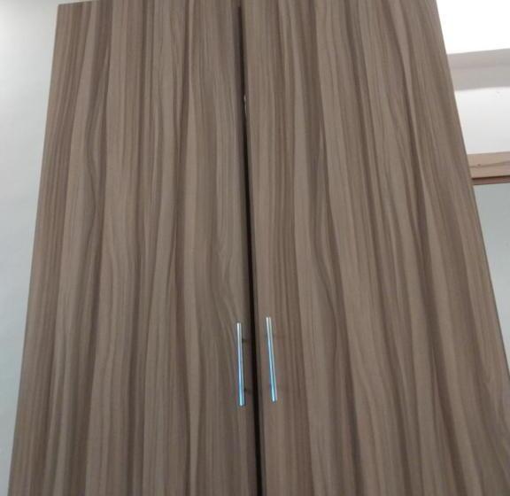 تختخواب و صبحانه Downtown Penthouse