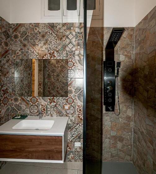 مبيت وإفطار Victoria Luxury Suite