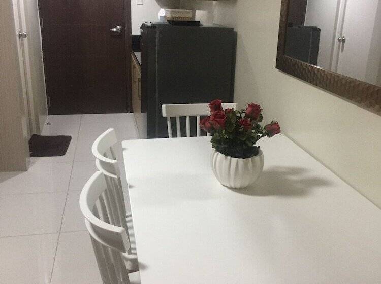 Brenthill Condominium