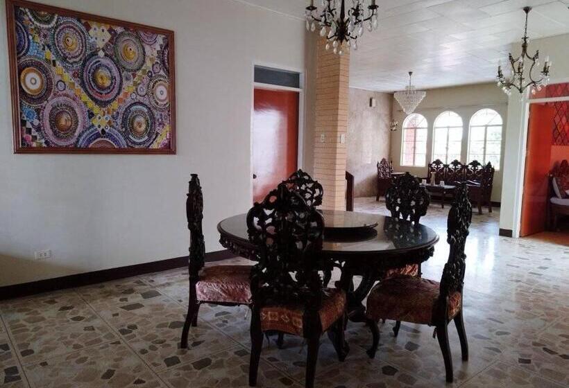 Casa Conchita Annex Bed & Breakfast