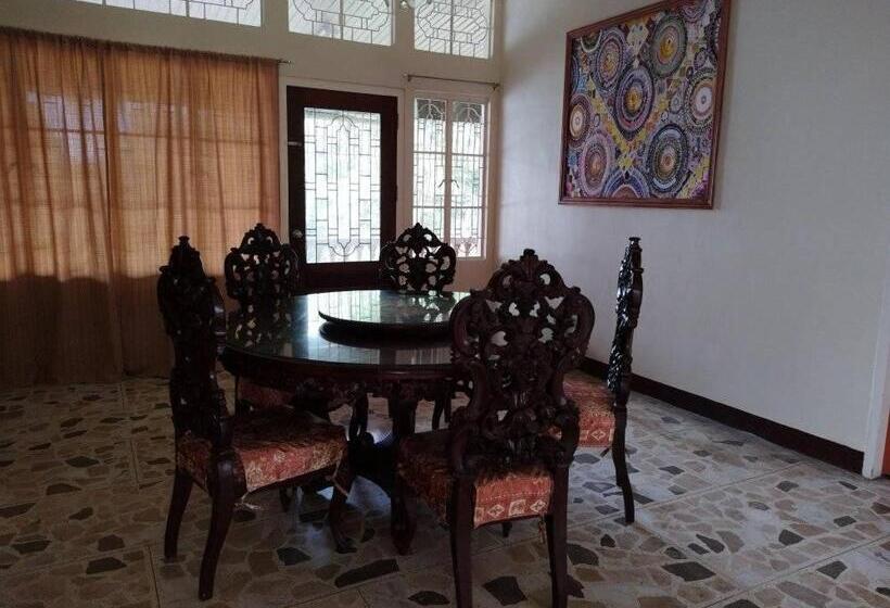 Casa Conchita Annex Bed & Breakfast