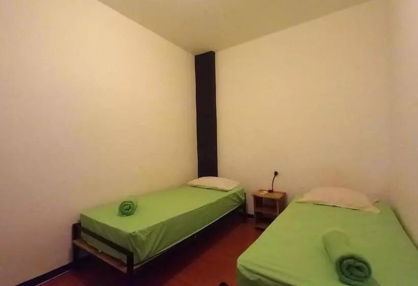 Dc Hotel & Hostel