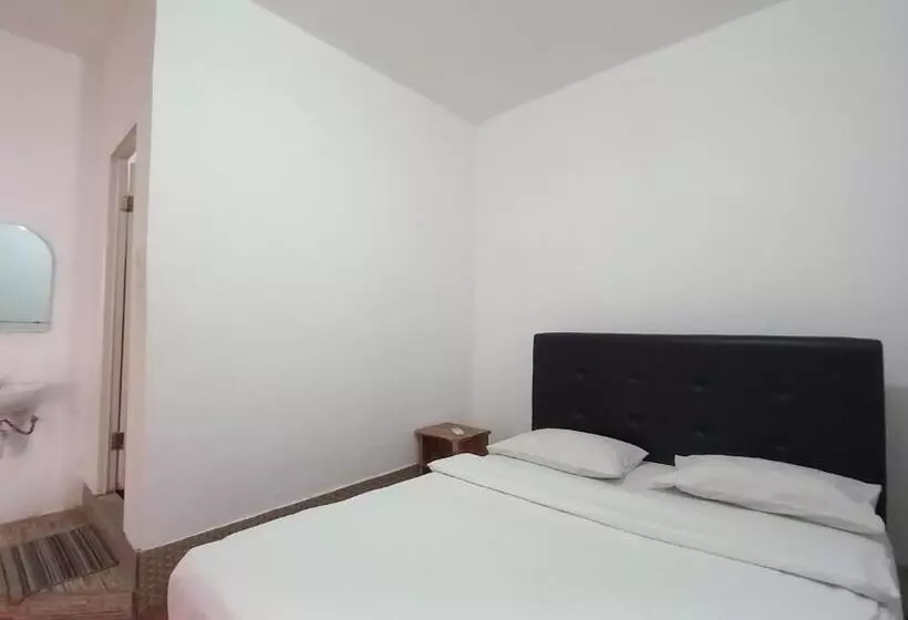 Dc Hotel & Hostel