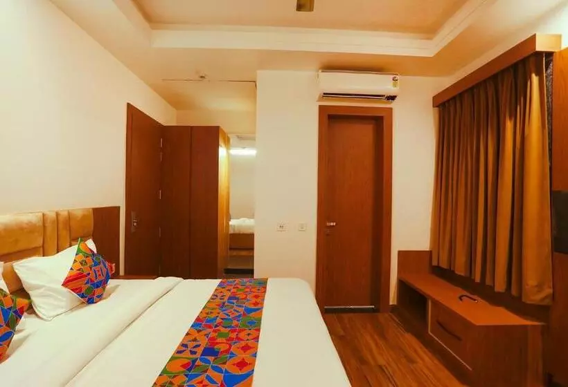 Hotelli Swarn Bhoomi