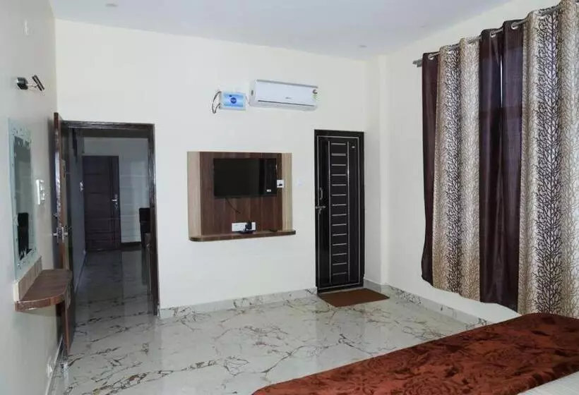ホテル Akshayam Grand Inn