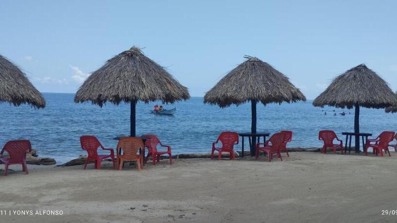 Hotel Hospedaje Los Almendros