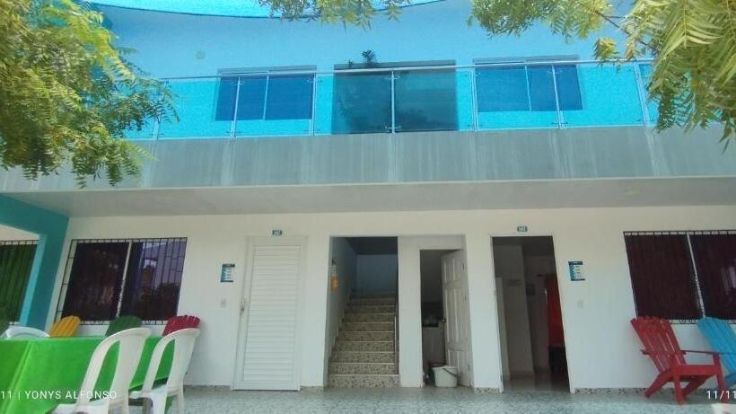 Hotel Hospedaje Los Almendros