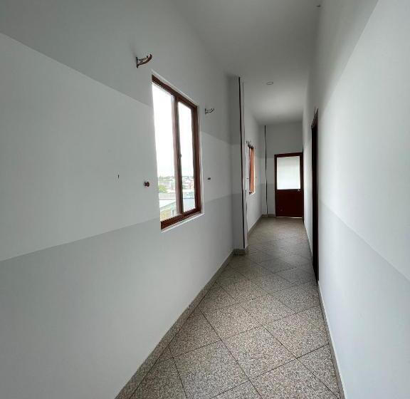 هتل Khách Sạn 179 Bình Dương