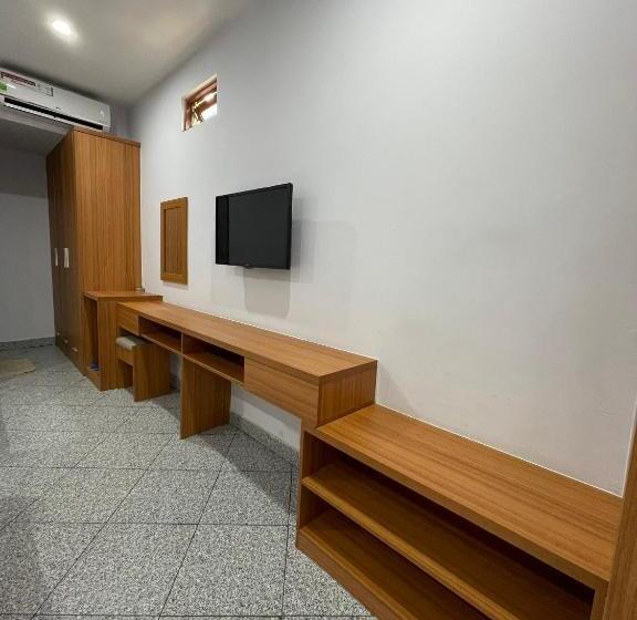 هتل Khách Sạn 179 Bình Dương