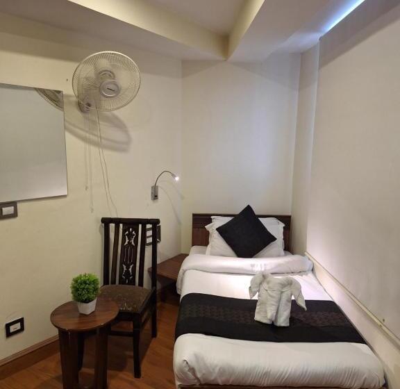 Hotel M Bar And Restaurant