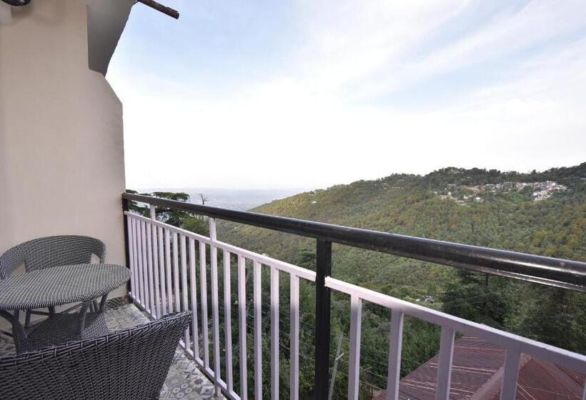 Hotel M Bar And Restaurant