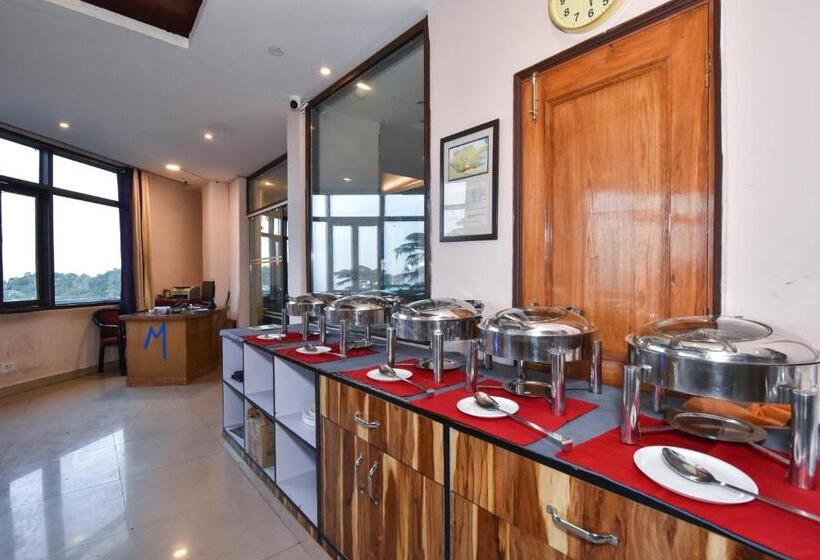 Hotel M Bar And Restaurant