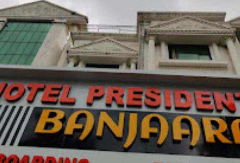 בית מלון כפרי President Inn Nashik