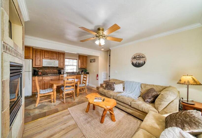 汽车旅馆  Moose And Maple Lodge