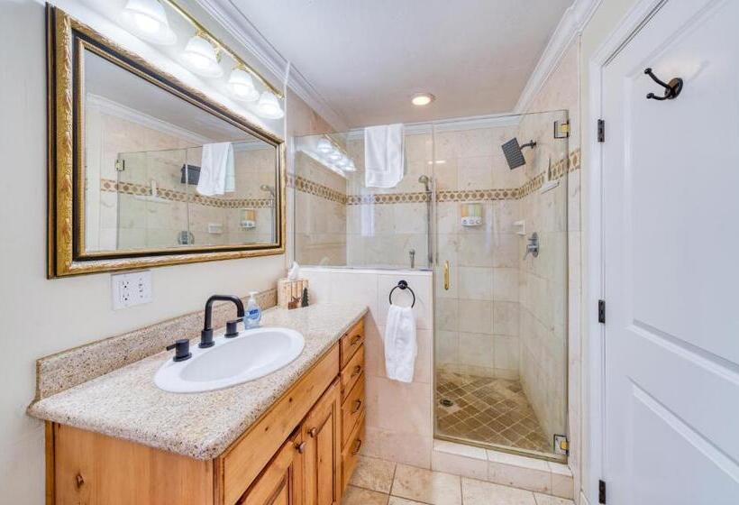 汽车旅馆  Moose And Maple Lodge