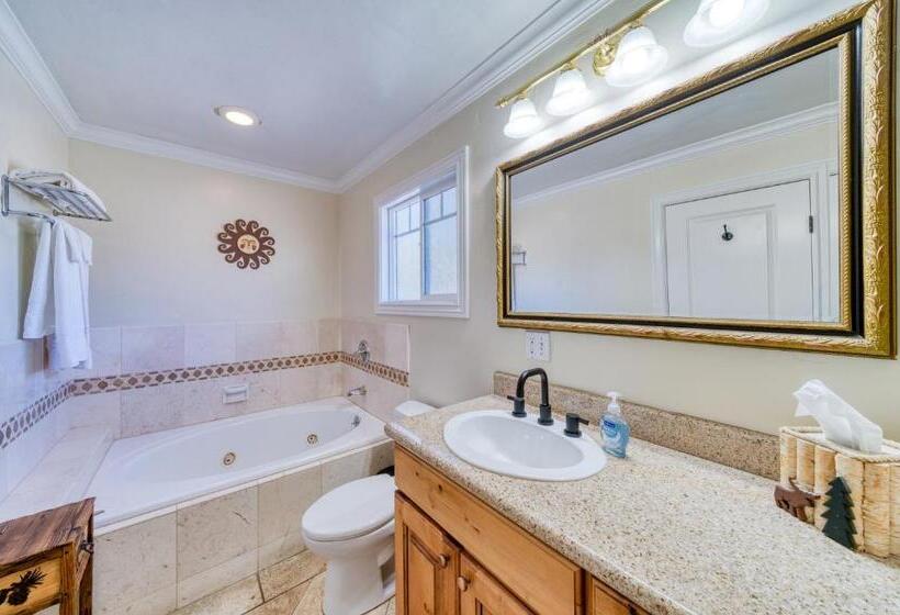 汽车旅馆  Moose And Maple Lodge