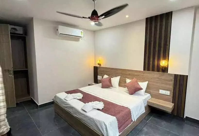 Namay Inn By T And M Hotels