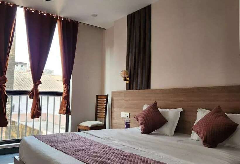 Namay Inn By T And M Hotels