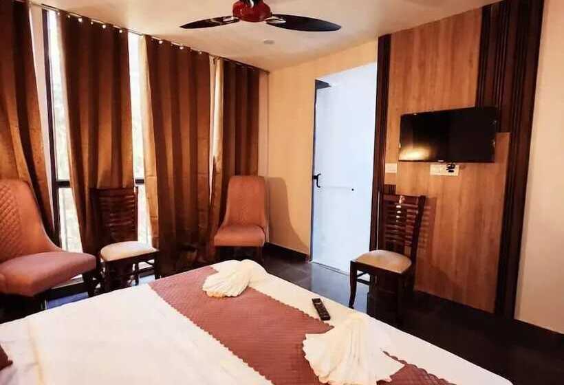 Namay Inn By T And M Hotels