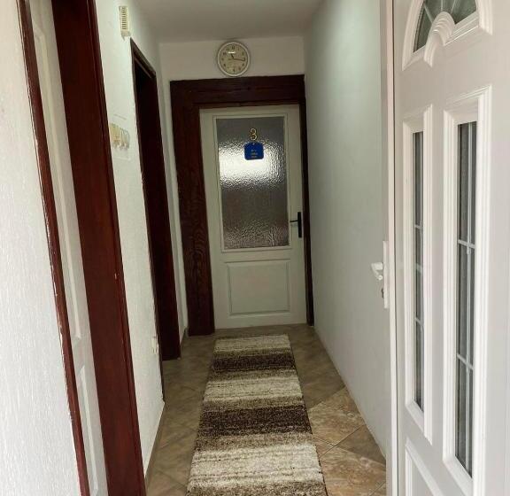 پانسیون željana Rooms