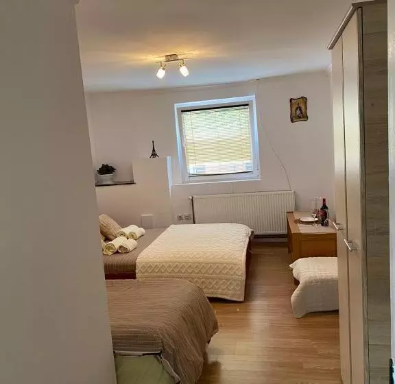 پانسیون željana Rooms