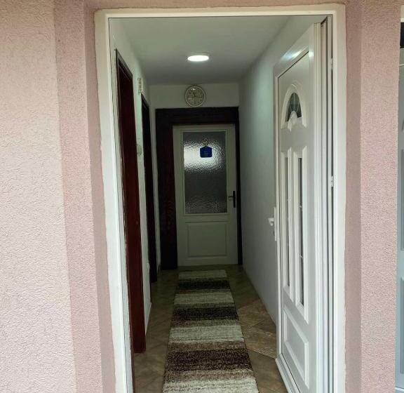 پانسیون željana Rooms