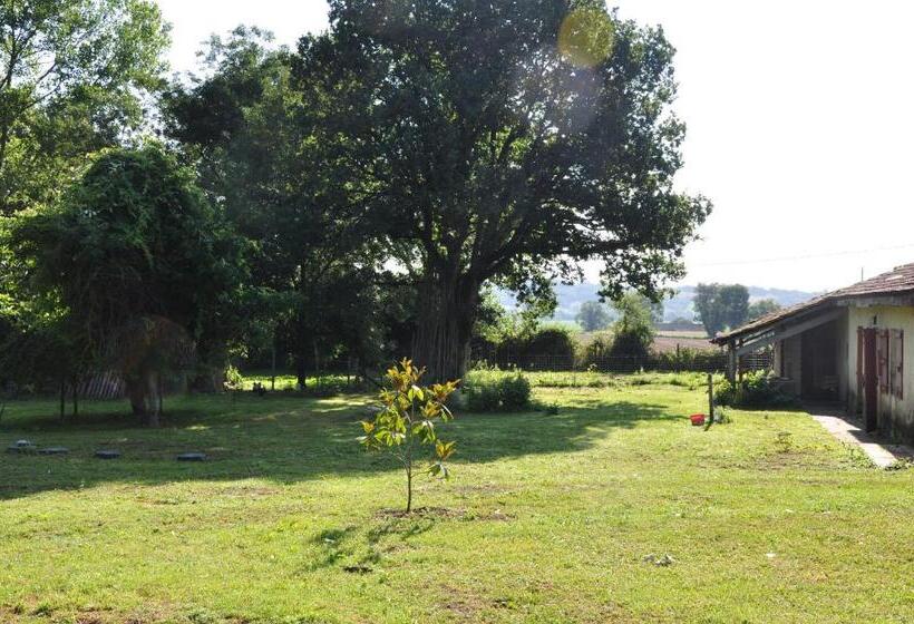 펜션 L Eveil Des Sens