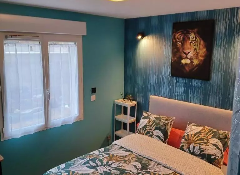 ペンション Maison Calme/chambre Privée/clim+tv/pétit Dejeuner Inclu/tout Confort