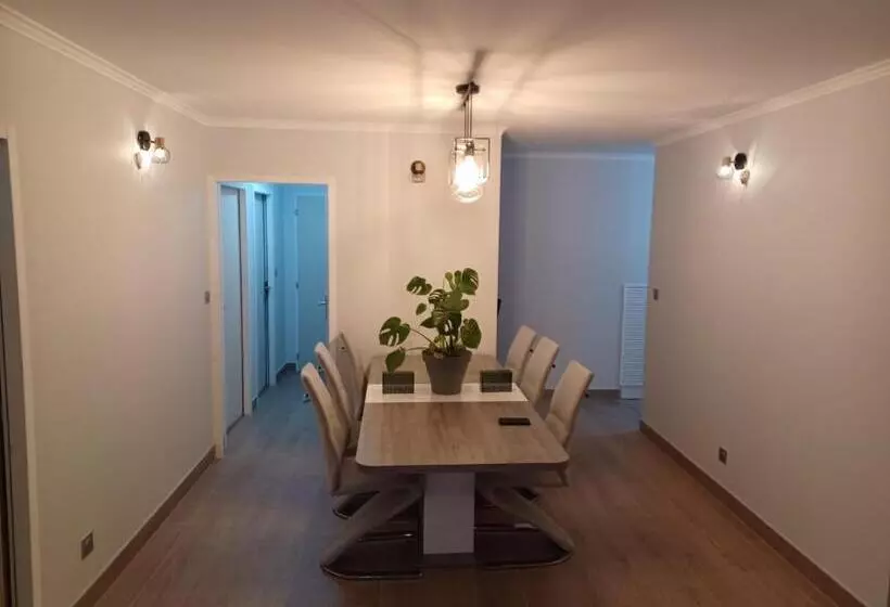 ペンション Maison Calme/chambre Privée/clim+tv/pétit Dejeuner Inclu/tout Confort