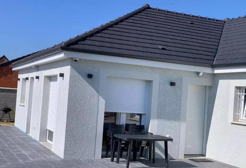 ペンション Maison Calme/chambre Privée/clim+tv/pétit Dejeuner Inclu/tout Confort