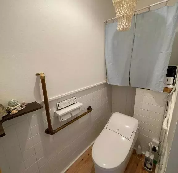 پانسیون Vamos The Beach Front   Vacation Stay 05356v