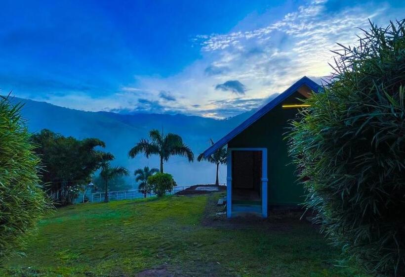 リゾートホテル Elenor Cottages