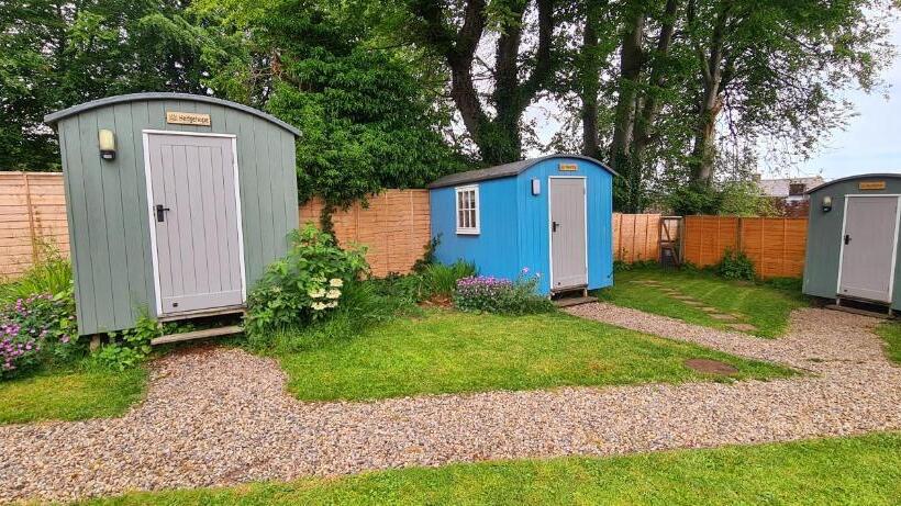 Wooler Hostel And Shepherds Huts