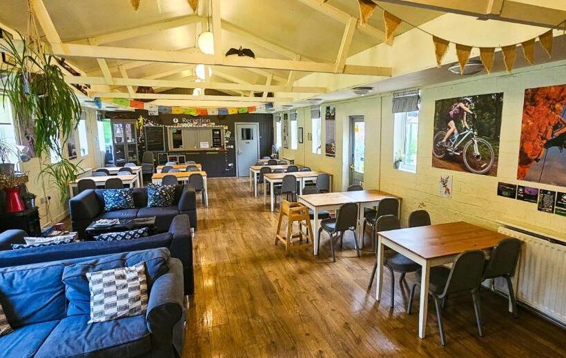 Wooler Hostel And Shepherds Huts