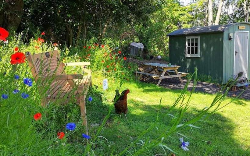 Wooler Hostel And Shepherds Huts
