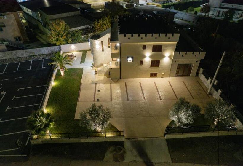 هاستل Motel Zeta Lux