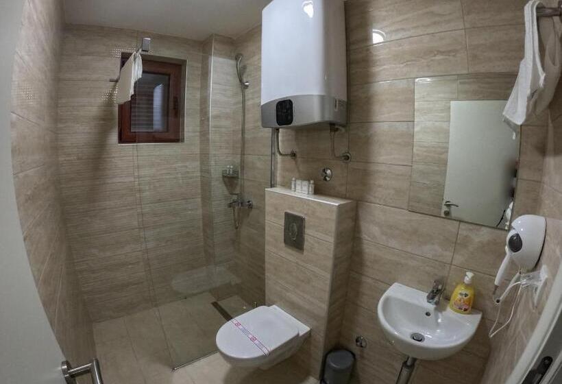 هاستل Motel Zeta Lux