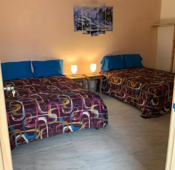 تختخواب و صبحانه La Dolce Vita Francophone