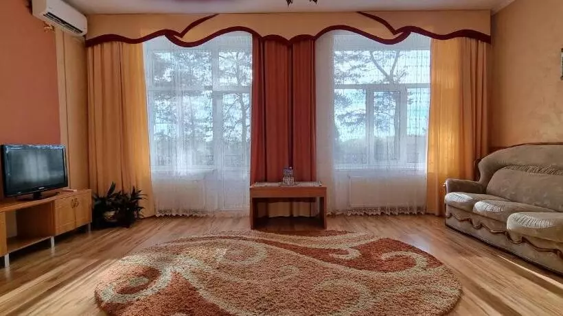 Hotelli готельно ресторанний комплекс три бобри