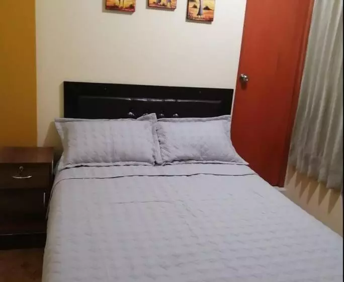 ホテル Andinos Del Colca