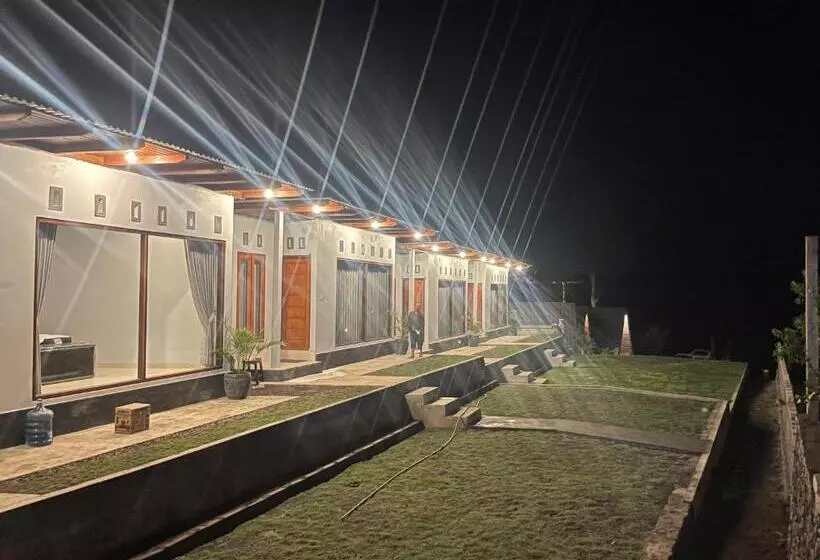 Hotelli Batur Holiday