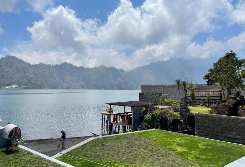 Hotelli Batur Holiday