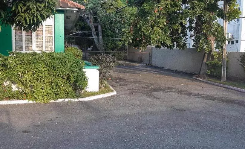 هتل Cliff Apartment