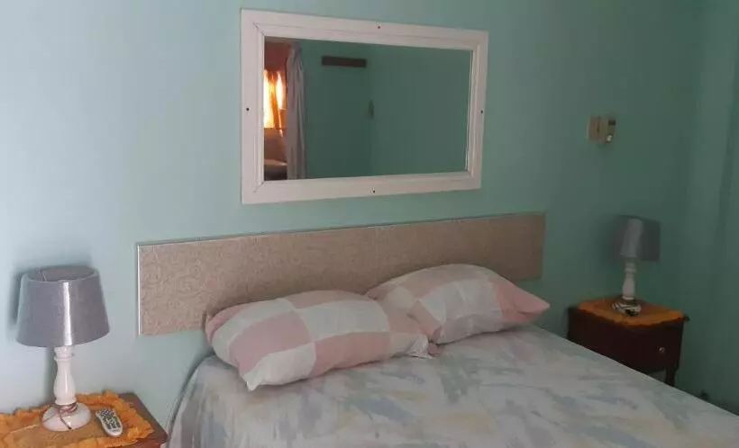 هتل Cliff Apartment