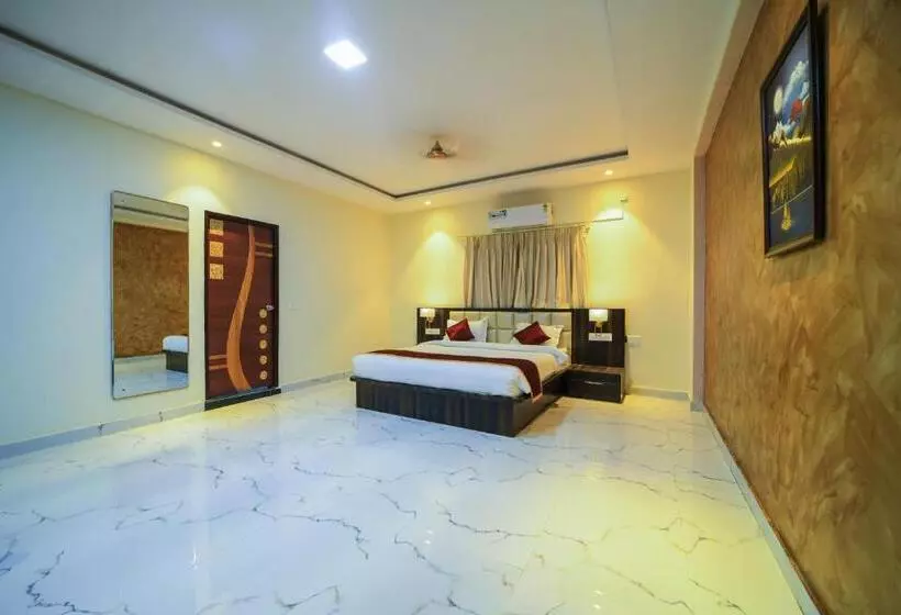 ホテル Cn Windsor Chikmagaluru