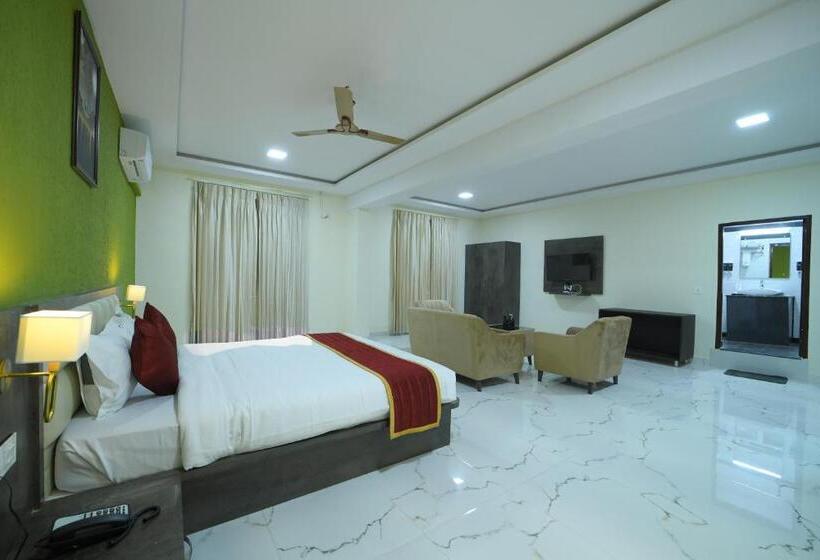 Отель Cn Windsor Chikmagaluru