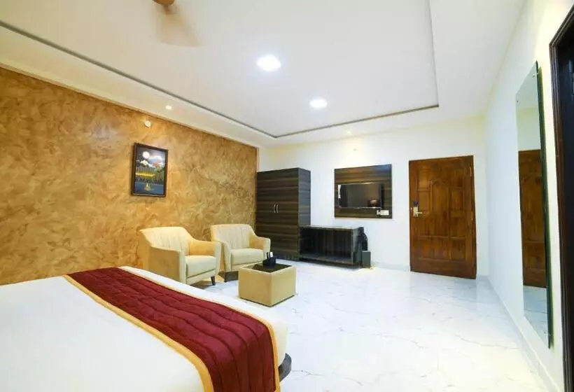 ホテル Cn Windsor Chikmagaluru